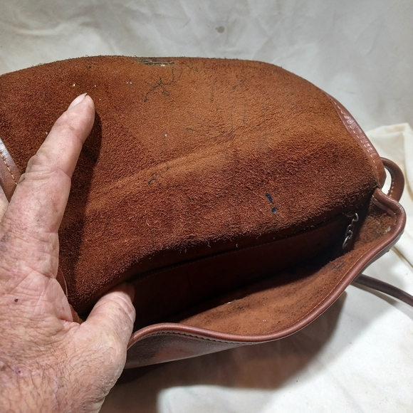 Vintage Coach Dinky Crossbody Bag - Picture 10 of 11